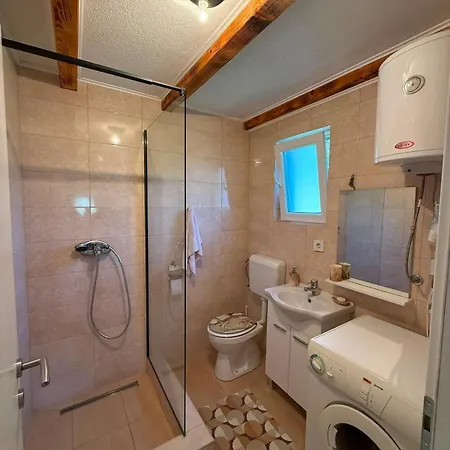 Morus House With A Pool Near Sarajevo Vikendica *