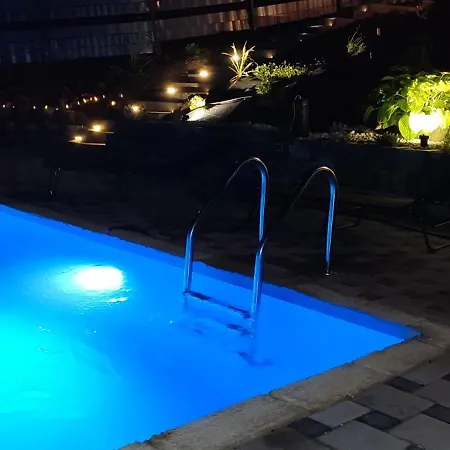 Morus House With A Pool Near Sarajevo