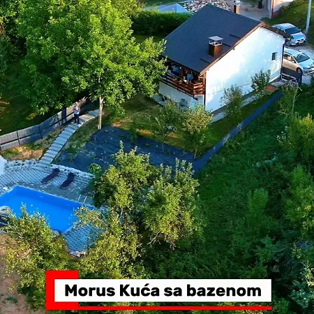 Morus House With A Pool Near Sarajevo Hébergement de vacances Kresevo